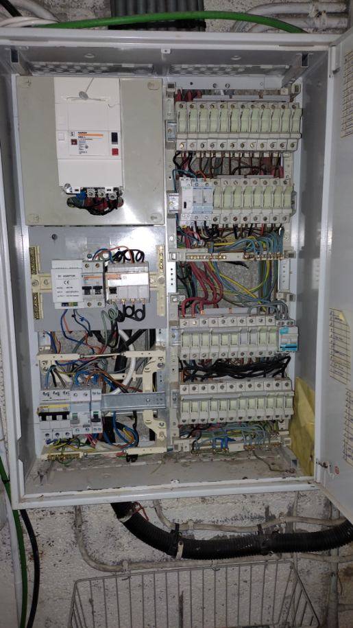 Récolement de tableau électrique à PEYNIER
