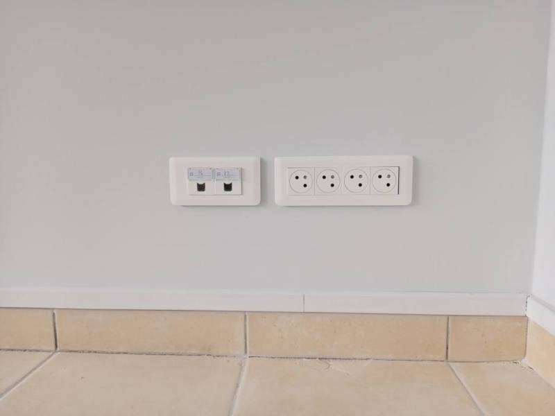 Câblage réseau informatique et tableau électrique cabinet d’ophtalmologie à Trets