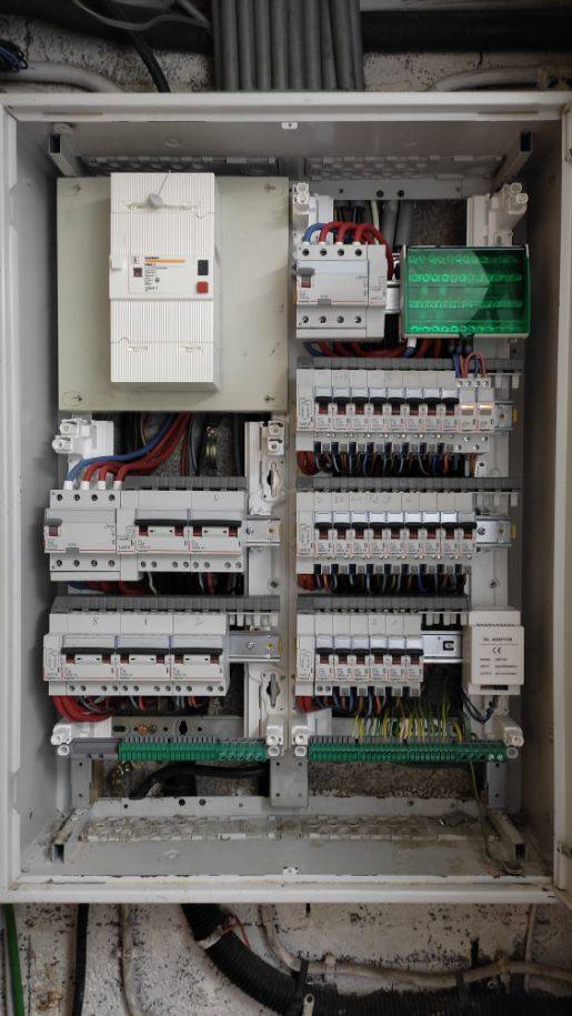Récolement de tableau électrique à PEYNIER